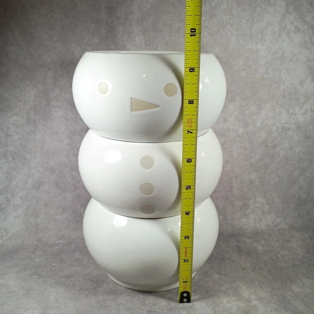 Crate & Barrel Stacking Snowman Bowls Christmas Winter Holiday Serving 3 bowls